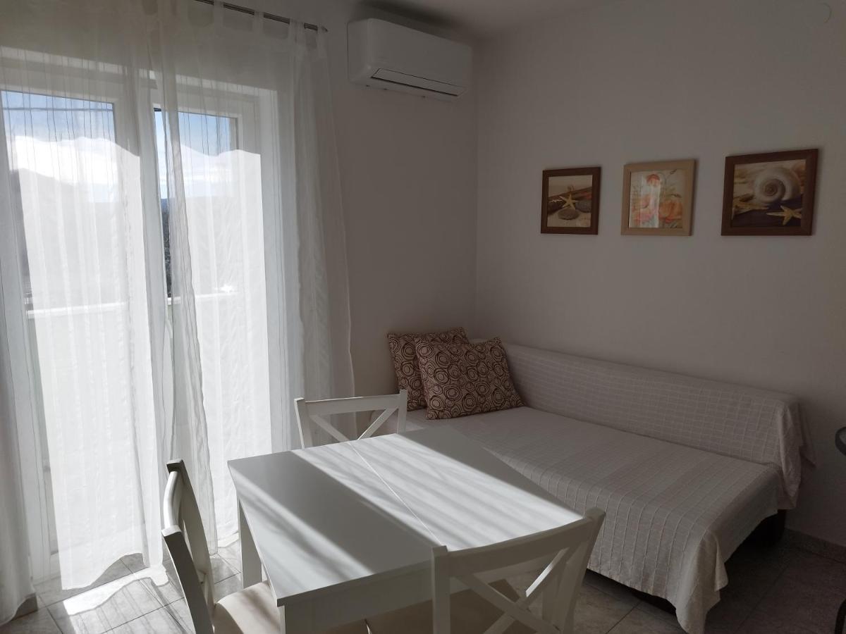 Apartments Valeria Kaštela Zewnętrze zdjęcie