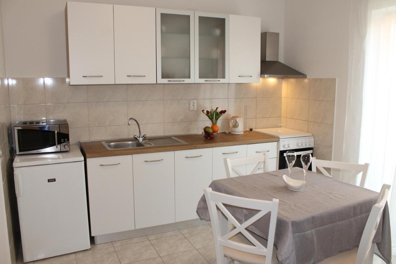 Apartments Valeria Kaštela Zewnętrze zdjęcie